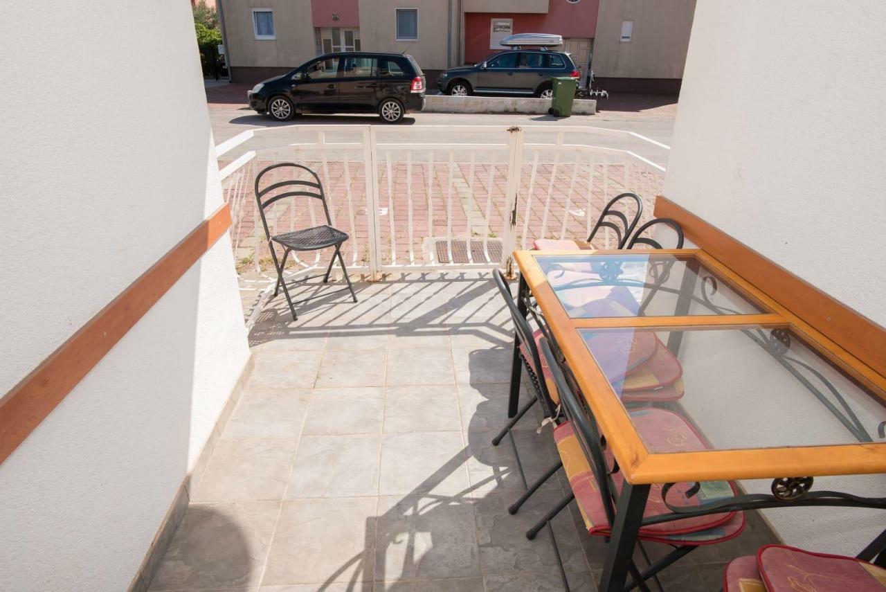 Vodice-Srima Leilighet Eksteriør bilde